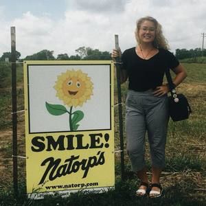 Meet your Posher, Annie